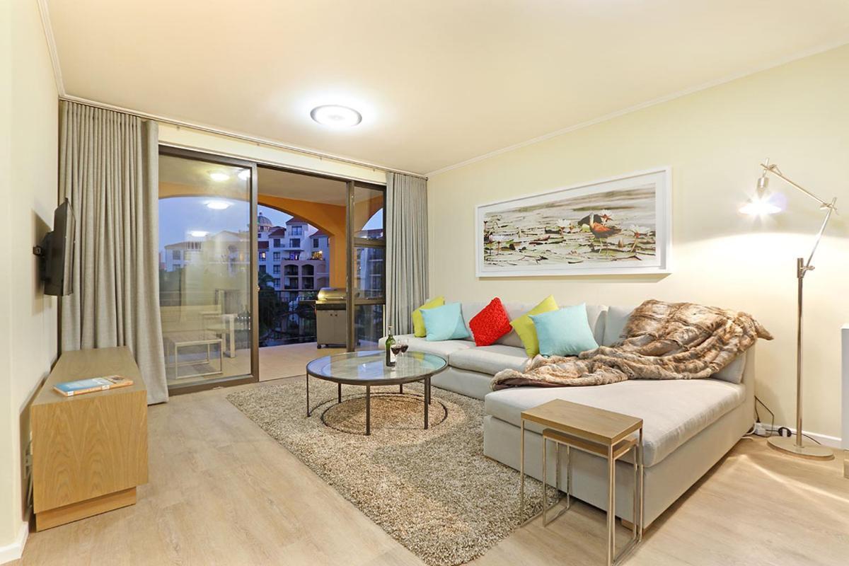 Capri 101 By Hostagents Apartment Cape Town Luaran gambar